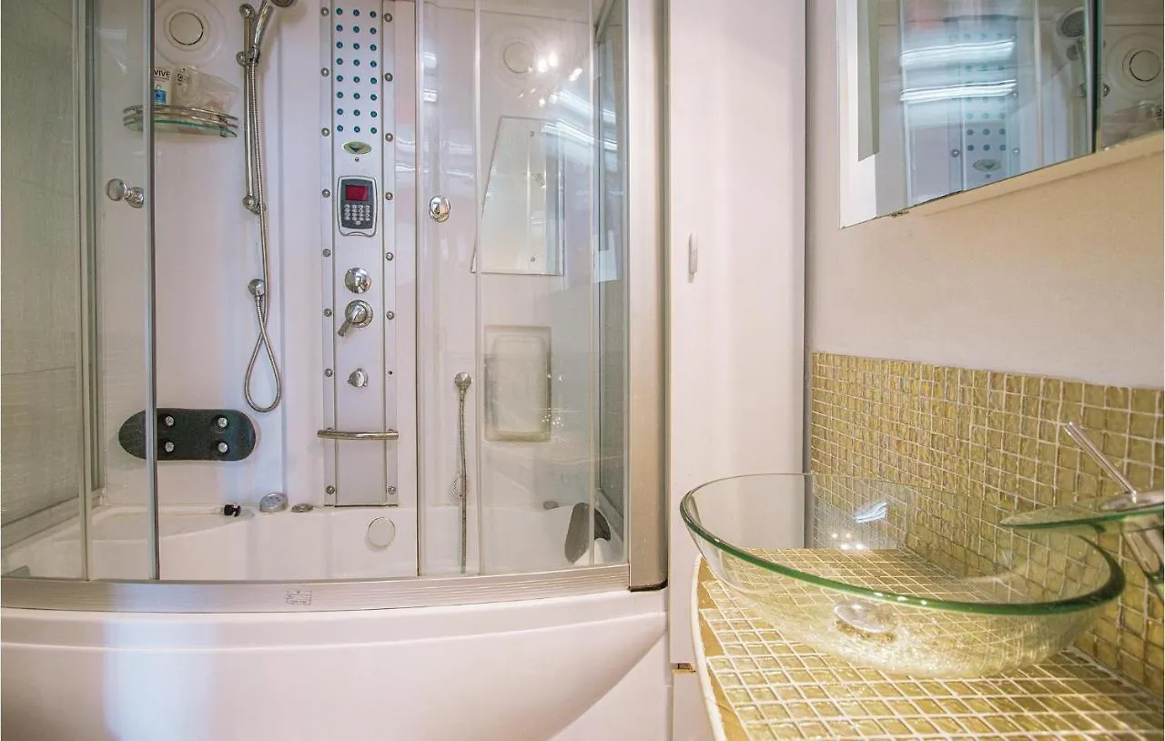 Gorgeous Apartment In Malgrat De Mar